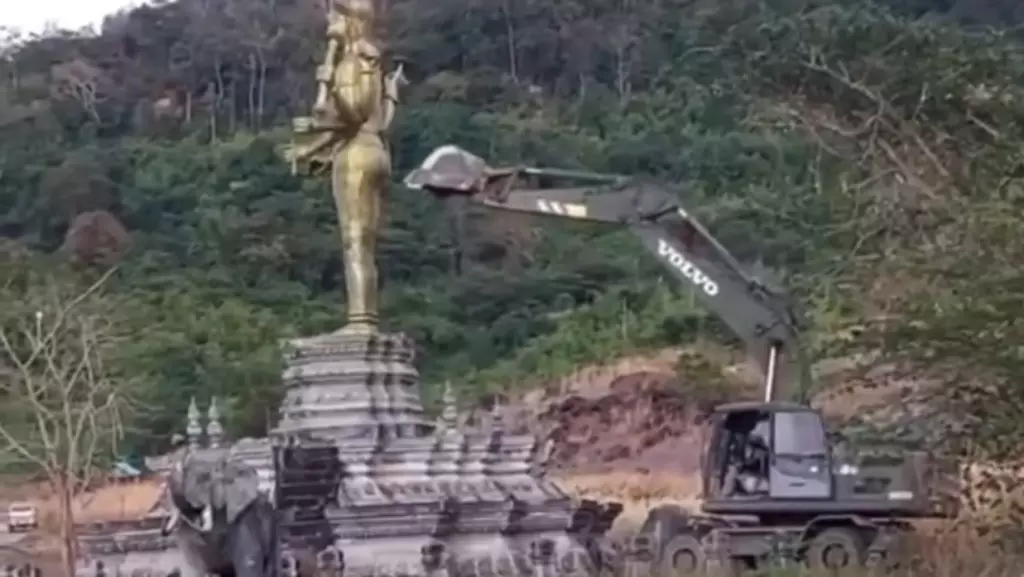 Conflit Cambodge-Thaïlande: l'armée thaïlandaise détruit une statue hindoue et suscite l'indignation
