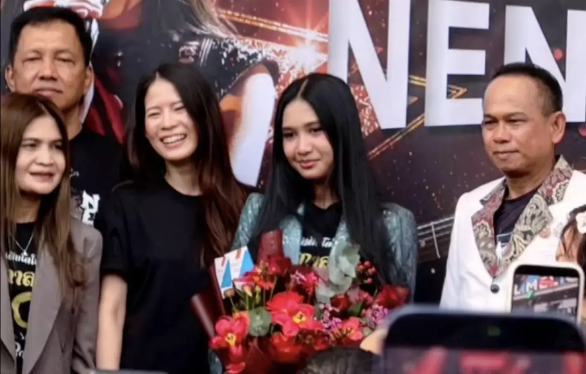 THAÏLANDE – CULTURE : Après son triomphe à America’s Got Talent, Nene Royal célébrée à Phuket