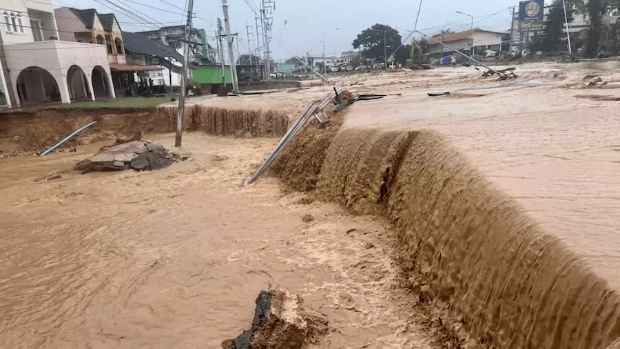 THAÏLANDE – SOCIÉTÉ : Après Nan, Jakrapob appelle à mieux préparer les prochaines catastrophes