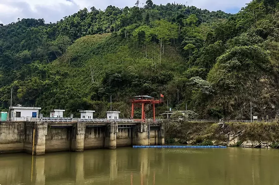 LAOS – ÉNERGIE : Une centrale à charbon de 330 MW pour sécuriser la saison sèche