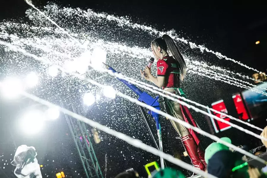 GAVROCHE HEBDO – ÉDITORIAL : Nous sommes tous des « farangs » trempés !