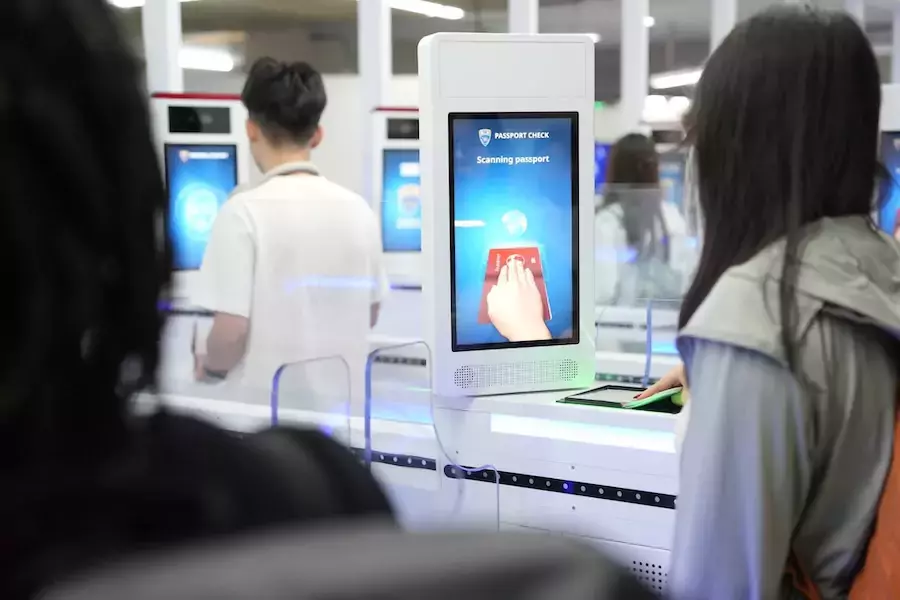 PHUKET – TOURISME : Départs plus rapides grâce aux nouveaux portiques automatiques de l’aéroport