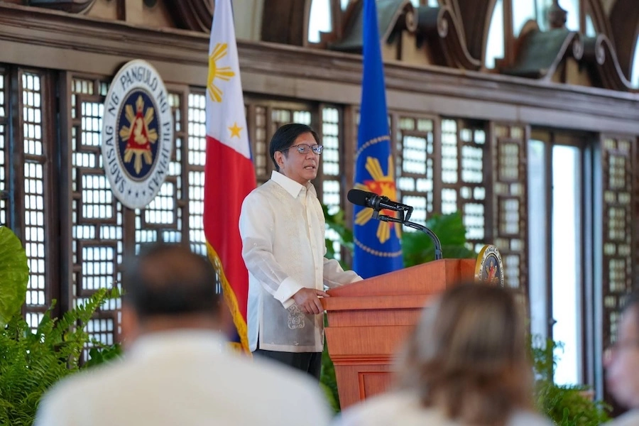 PHILIPPINES – POLITIQUE : Sous pression, Marcos Jr. réclame la démission de son gouvernement
