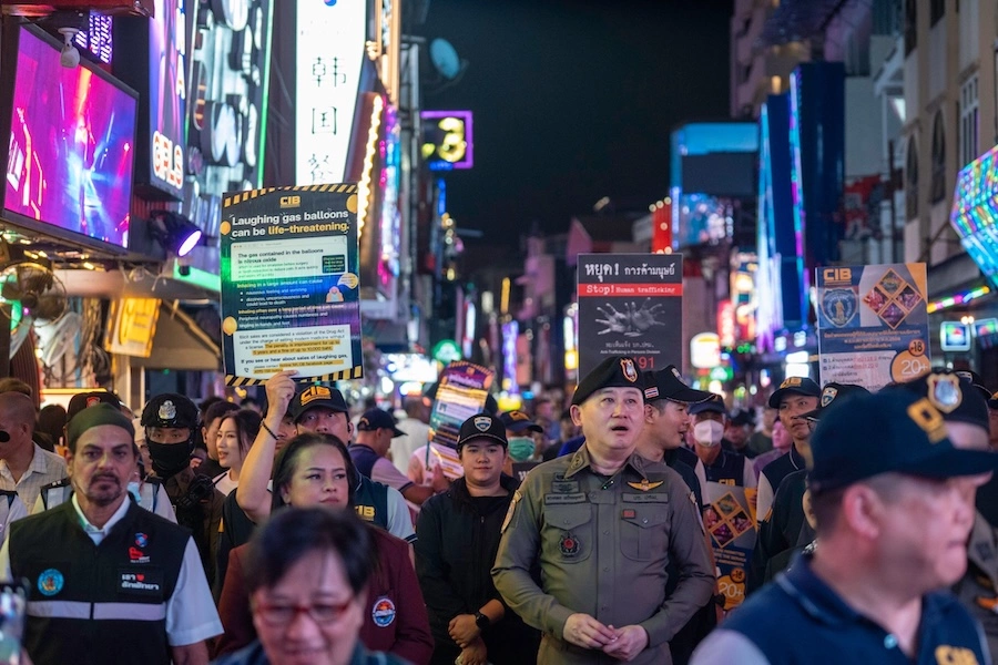 PATTAYA – SOCIÉTÉ : Opération de police sur Walking Street
