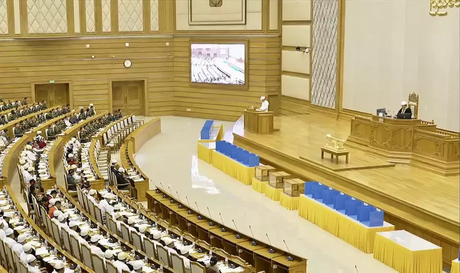 BIRMANIE – POLITIQUE : Mainmise totale des militaires sur l’appareil d’État birman