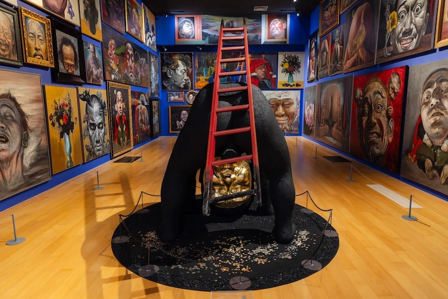 BANGKOK – EXPOSITION : « Catch the Time, Perhaps ? », une traversée de l’œuvre de Chatchai Puipia