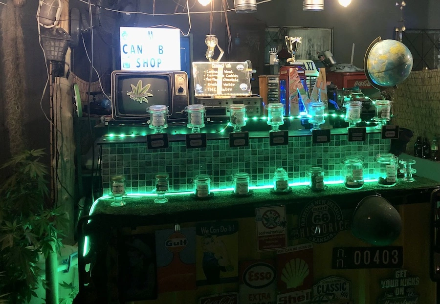 THAÏLANDE – SOCIÉTÉ : Plus de 1 000 magasins de cannabis ont fermé leurs portes