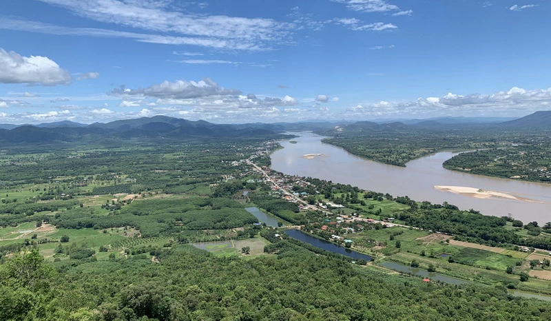 THAÏLANDE – CHRONIQUE : « Le long du Mékong (2) : Wat Pha Tak Suea »