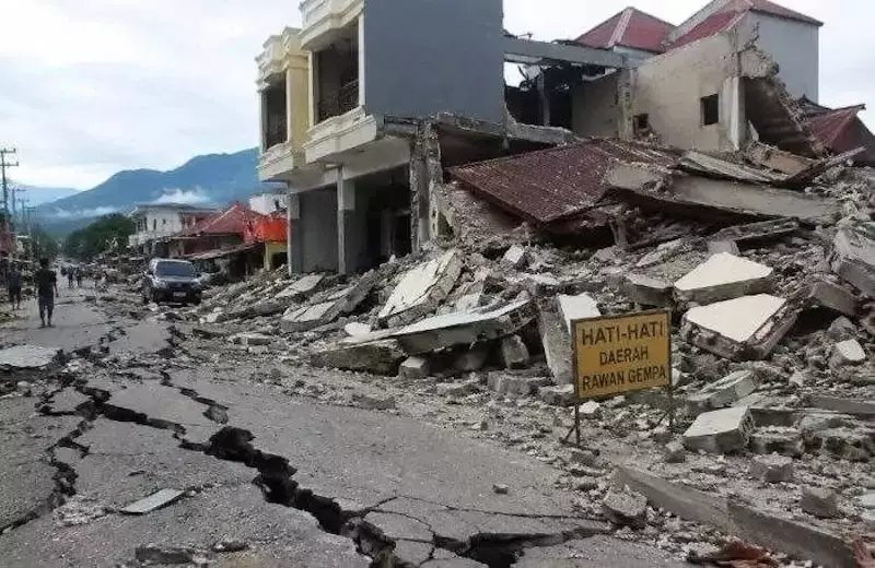 INDONÉSIE – SÉISME : Au moins 47 morts après le puissant tremblement de terre de Flores