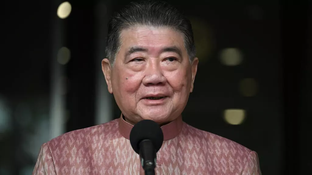 Thaïlande: le Premier ministre par intérim lance une procédure de dissolution du Parlement